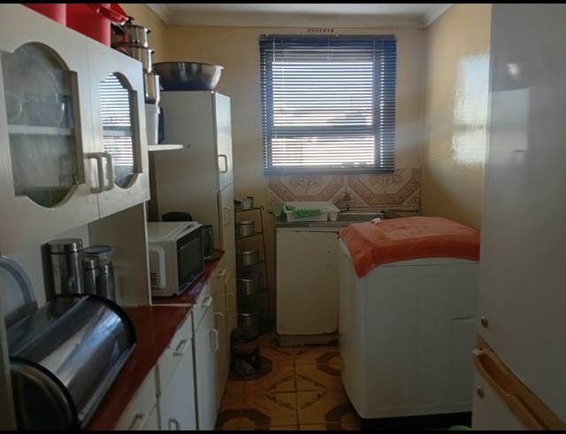 3 BEDROOM FREEHOLD FOR SALE IN VICTORIA MXENGE